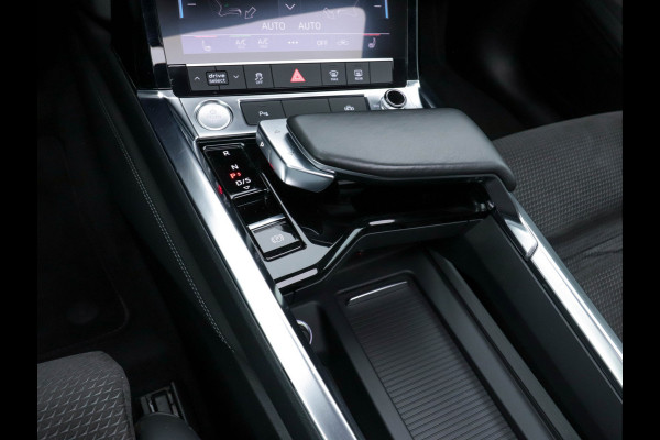 Audi e-tron 55 Quattro Advanced S-line-Sportpack 95 kWh [ 3-Fase ] (INCL-BTW) *PANO | FULL-LED | NAVI-FULLMAP | KEYLESS | LEATHER-MICROFIBRE | | AIR-SUSPENSION | CRUISE | DIGI-COCKPIT | MEMORY-PACK | SHIFT-PADDLES | HEATED-SPORTSEATS | 20"ALU*