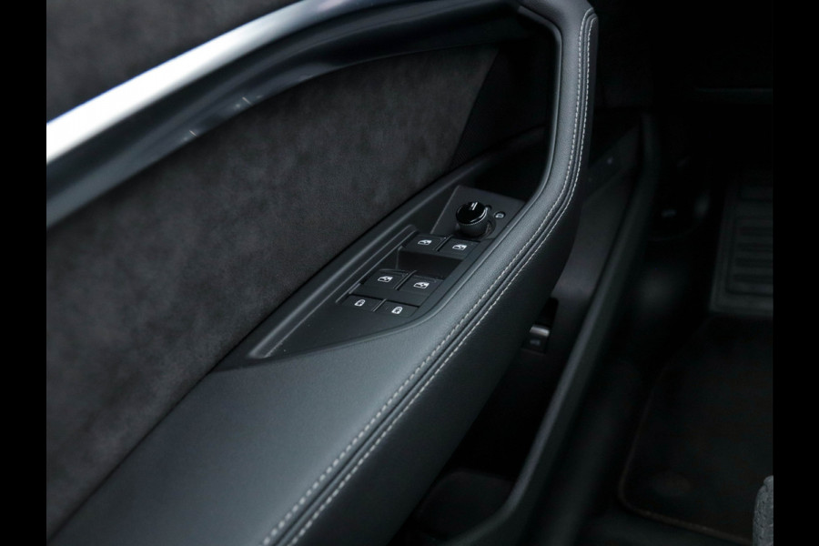 Audi e-tron 55 Quattro Advanced S-line-Sportpack 95 kWh [ 3-Fase ] (INCL-BTW) *PANO | FULL-LED | NAVI-FULLMAP | KEYLESS | LEATHER-MICROFIBRE | | AIR-SUSPENSION | CRUISE | DIGI-COCKPIT | MEMORY-PACK | SHIFT-PADDLES | HEATED-SPORTSEATS | 20"ALU*