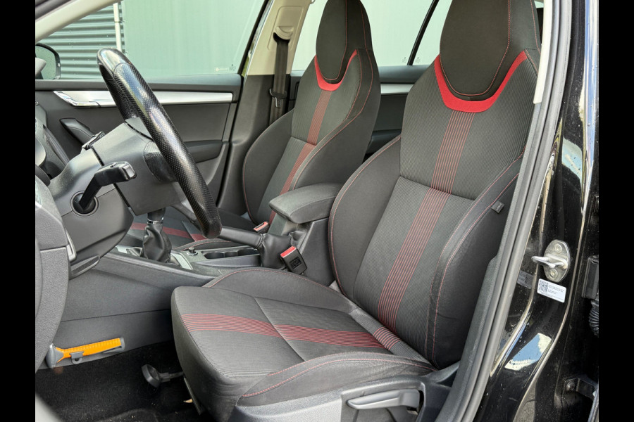 Škoda Octavia Combi BWJ 2017 | 1.0 TSI 116PK Ambition Bus | CLIMA | CRUISE | CARPLAY | NAVI | LICHTMETAAL | PDC |