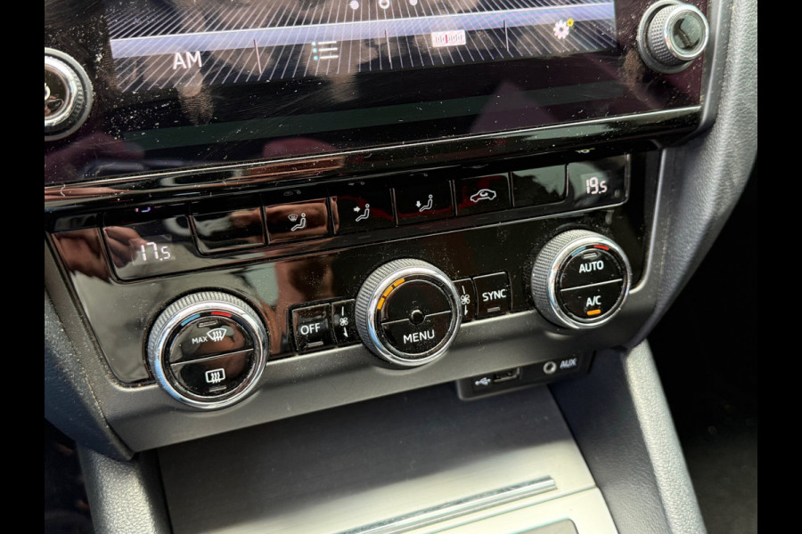 Škoda Octavia Combi BWJ 2017 | 1.0 TSI 116PK Ambition Bus | CLIMA | CRUISE | CARPLAY | NAVI | LICHTMETAAL | PDC |