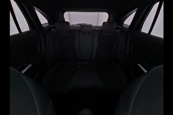 Mercedes-Benz GLA 250 e AMG Face Lift Plug-In Hybride | AMG Line Premium | Night Pakket | Panorama Schuif-Kanteldak | Multi Beam koplampen | Stoel en Stuurverwarming | Inclusief 24 maanden MB Certified garantie voor Europa.
