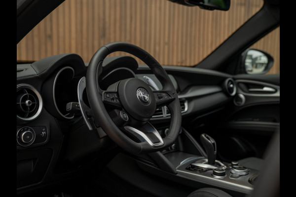 Alfa Romeo Stelvio 2.0T AWD Veloce 280pk | MY25 | Pano-dak | Harman/Kardon | Adapt. cruise