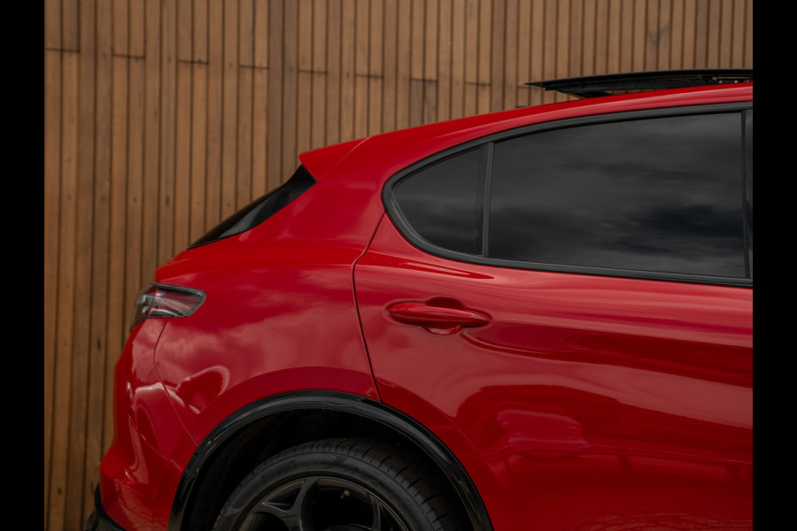 Alfa Romeo Stelvio 2.0T AWD Veloce 280pk | MY25 | Pano-dak | Harman/Kardon | Adapt. cruise