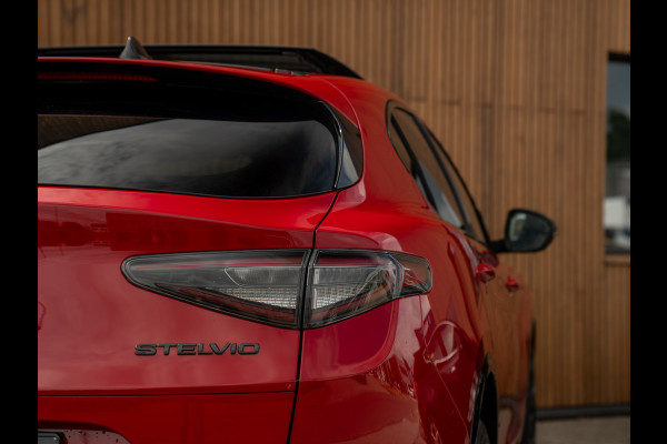 Alfa Romeo Stelvio 2.0T AWD Veloce 280pk | MY25 | Pano-dak | Harman/Kardon | Adapt. cruise