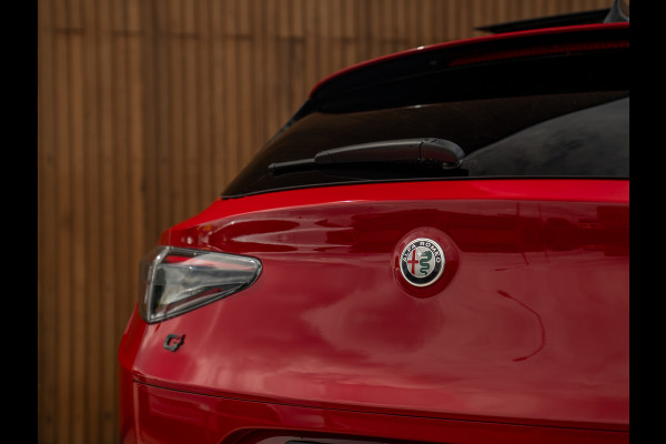 Alfa Romeo Stelvio 2.0T AWD Veloce 280pk | MY25 | Pano-dak | Harman/Kardon | Adapt. cruise