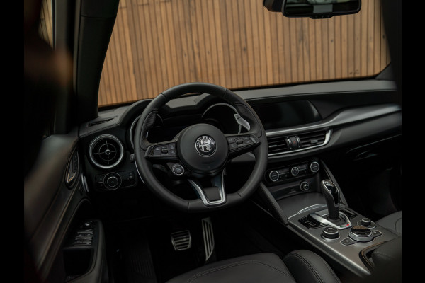 Alfa Romeo Stelvio 2.0T AWD Veloce 280pk | MY25 | Pano-dak | Harman/Kardon | Adapt. cruise
