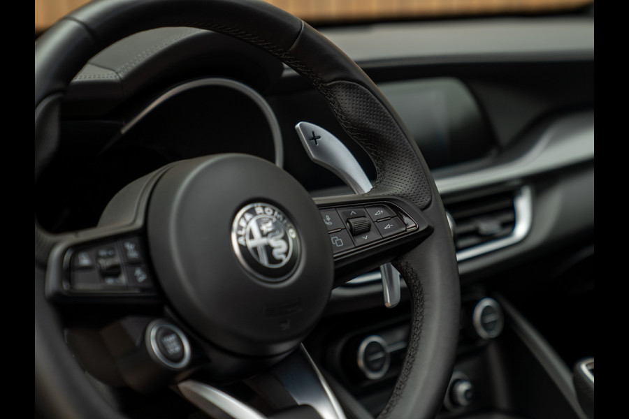 Alfa Romeo Stelvio 2.0T AWD Veloce 280pk | MY25 | Pano-dak | Harman/Kardon | Adapt. cruise