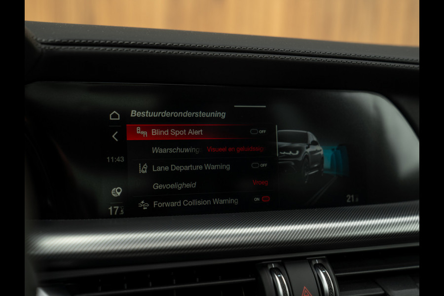 Alfa Romeo Stelvio 2.0T AWD Veloce 280pk | MY25 | Pano-dak | Harman/Kardon | Adapt. cruise