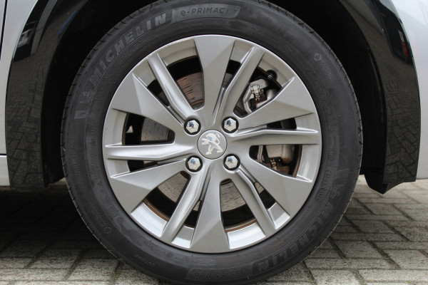 Peugeot e-208 EV Active Pack 50 kWh | Navigatie | Origin NL | Parkeersensoren