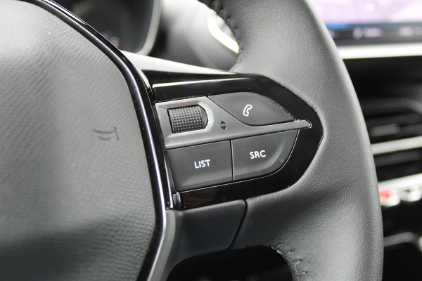 Peugeot e-208 EV Active Pack 50 kWh | Navigatie | Origin NL | Parkeersensoren