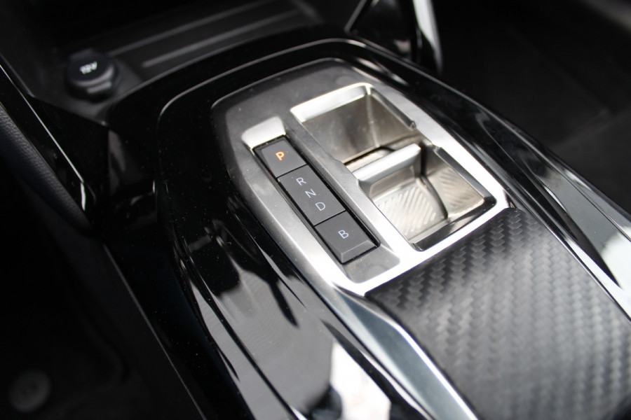 Peugeot e-208 EV Active Pack 50 kWh | Navigatie | Origin NL | Parkeersensoren