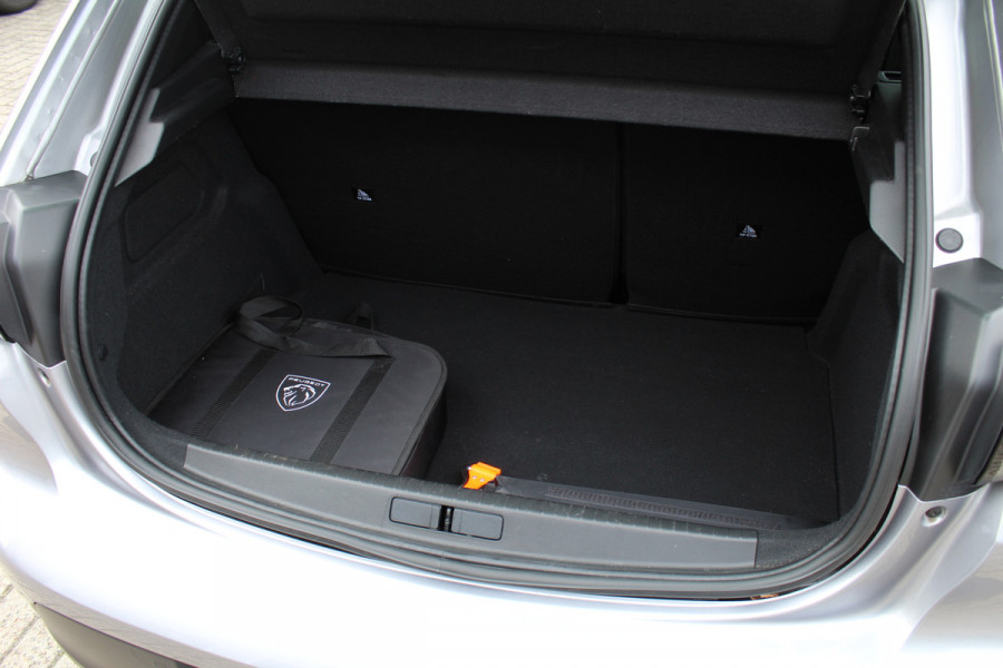 Peugeot e-208 EV Active Pack 50 kWh | Navigatie | Origin NL | Parkeersensoren