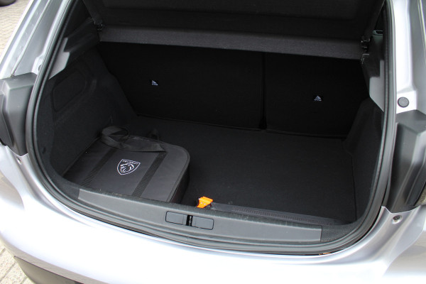 Peugeot e-208 EV Active Pack 50 kWh | Navigatie | Origin NL | Parkeersensoren