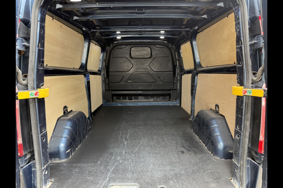 Ford Transit Custom 320 2.0 TDCI L2H1 Sport | 1e Eig | Carplay | Camera | Cruisec. | Trekhaak