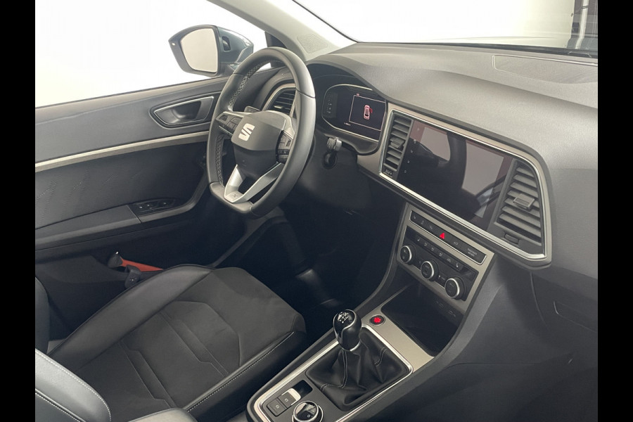 Seat Ateca 1.5 TSI Xperience Business Intense/ Electr. Trekhaak / Navigatie / Camera
