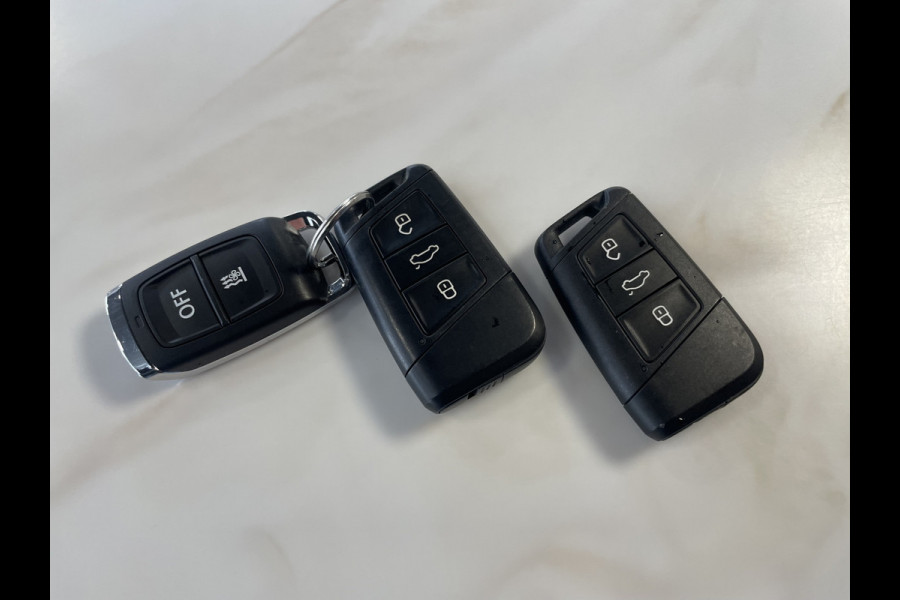 Seat Ateca 1.5 TSI Xperience Business Intense/ Electr. Trekhaak / Navigatie / Camera