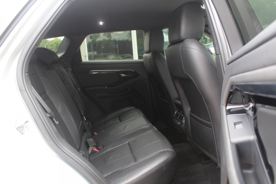 Land Rover Range Rover Evoque 2.0 P200 AWD R-Dynamic SE / Camera / Leder / 18'' / Apple CarPlay / Getint glas / Cruise Control