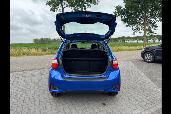 Toyota Yaris 1.5 VVT-i Aspiration DEALER ONDERHOUDEN / NL AUTO / CAMERA / NAVIGATIE / BLUETOOTH / VOLLE TANK