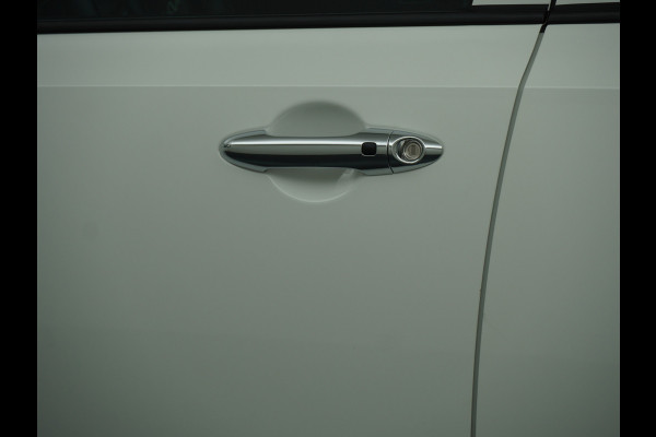 Kia Picanto 1.0 DPi DynamicPlusLine - Navigatie - Climate Control - Cruise Control - Lichtmetalen Velgen - Apple/Android Carplay - Fabrieksgarantie Tot 2031