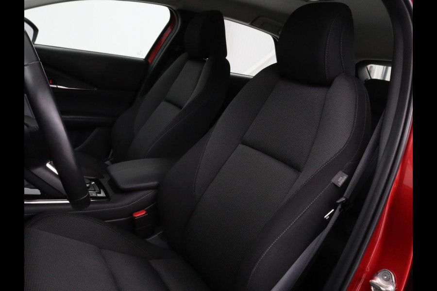 Mazda CX-30 2.0 SkyActive-G Comfort | 18.300km NAP | Trekhaak | Stoel & stuurverwarming | Head-Up | Adaptive cruise | Carplay | Keyless | Full LED