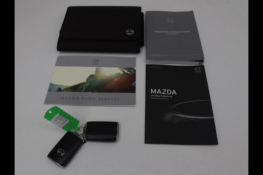 Mazda CX-30 2.0 SkyActive-G Comfort | 18.300km NAP | Trekhaak | Stoel & stuurverwarming | Head-Up | Adaptive cruise | Carplay | Keyless | Full LED