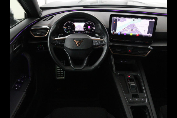 CUPRA Formentor 1.4 e-Hybrid VZ | 245pk | Trekhaak | Stoel & stuurverwarming | Camera | Adaptive cruise | Sfeerverlichting | Keyless | Full LED | PHEV