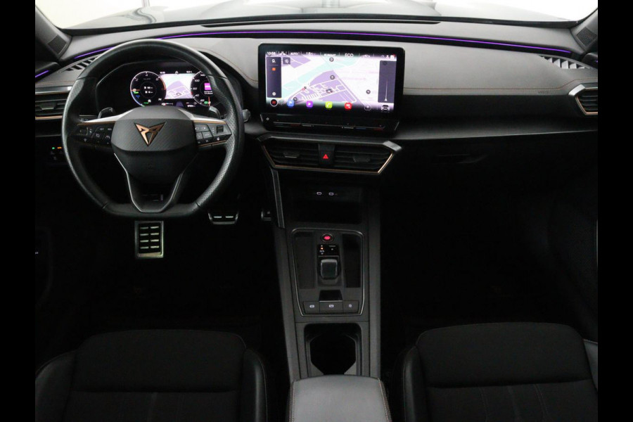 CUPRA Formentor 1.4 e-Hybrid VZ | 245pk | Trekhaak | Stoel & stuurverwarming | Camera | Adaptive cruise | Sfeerverlichting | Keyless | Full LED | PHEV