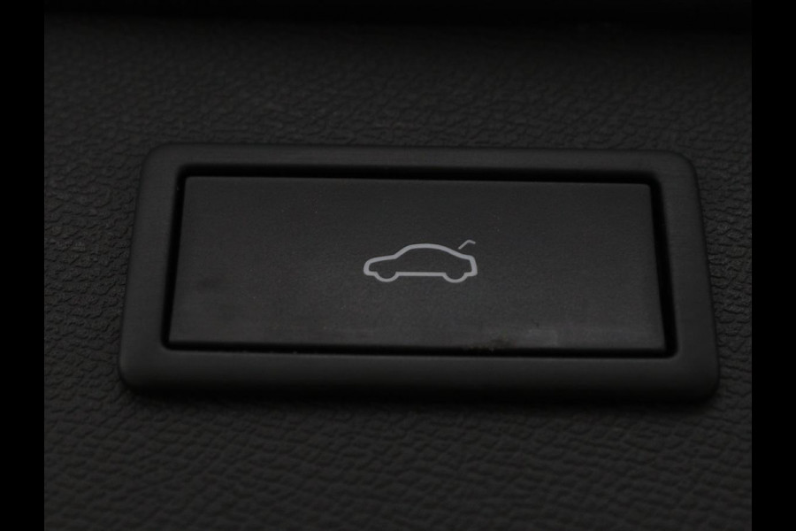 CUPRA Formentor 1.4 e-Hybrid VZ | 245pk | Trekhaak | Stoel & stuurverwarming | Camera | Adaptive cruise | Sfeerverlichting | Keyless | Full LED | PHEV