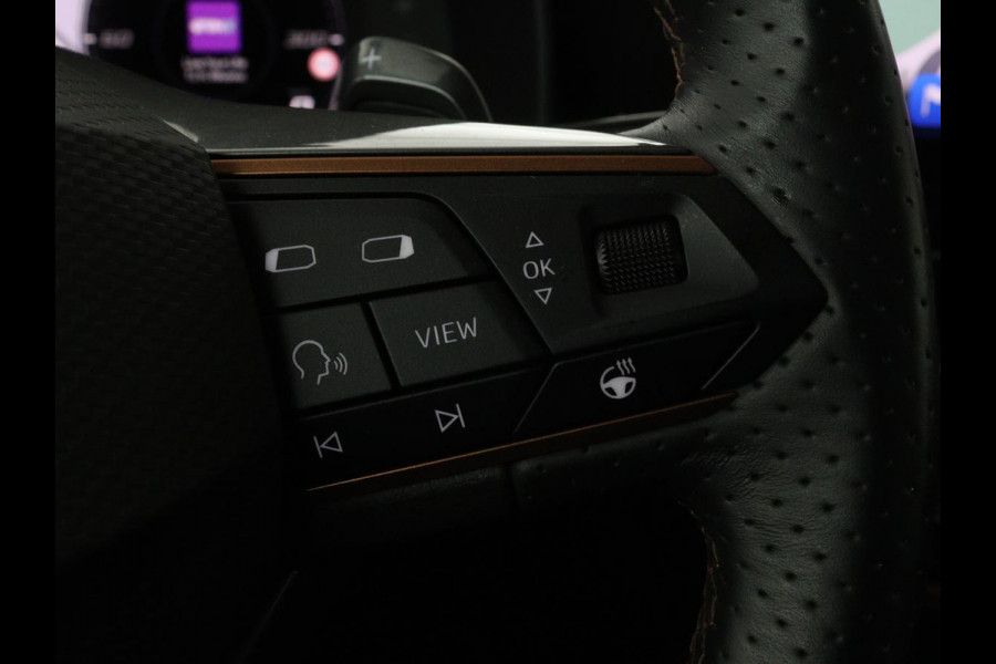 CUPRA Formentor 1.4 e-Hybrid VZ | 245pk | Trekhaak | Stoel & stuurverwarming | Camera | Adaptive cruise | Sfeerverlichting | Keyless | Full LED | PHEV