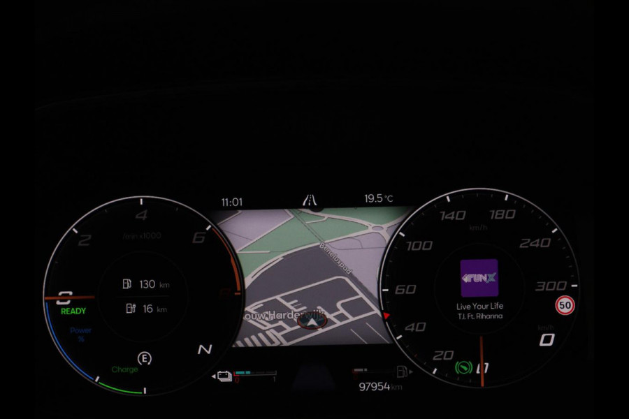 CUPRA Formentor 1.4 e-Hybrid VZ | 245pk | Trekhaak | Stoel & stuurverwarming | Camera | Adaptive cruise | Sfeerverlichting | Keyless | Full LED | PHEV