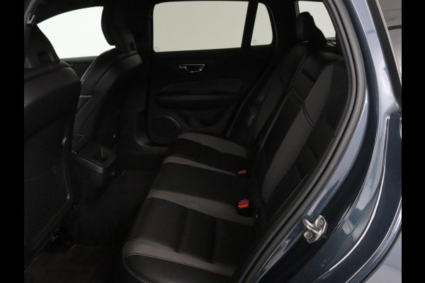Volvo V60 2.0 T4 R Design | Stoelverwarming | Trekhaak | Carplay | Camera | Adaptive cruise | Navigatie | Full LED | 19'' lichtmetalen velgen | Memory