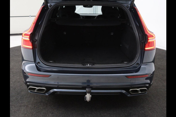 Volvo V60 2.0 T4 R Design | Stoelverwarming | Trekhaak | Carplay | Camera | Adaptive cruise | Navigatie | Full LED | 19'' lichtmetalen velgen | Memory