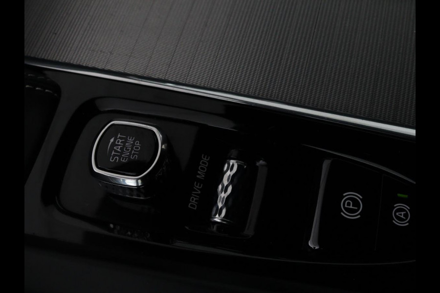 Volvo V60 2.0 T4 R Design | Stoelverwarming | Trekhaak | Carplay | Camera | Adaptive cruise | Navigatie | Full LED | 19'' lichtmetalen velgen | Memory