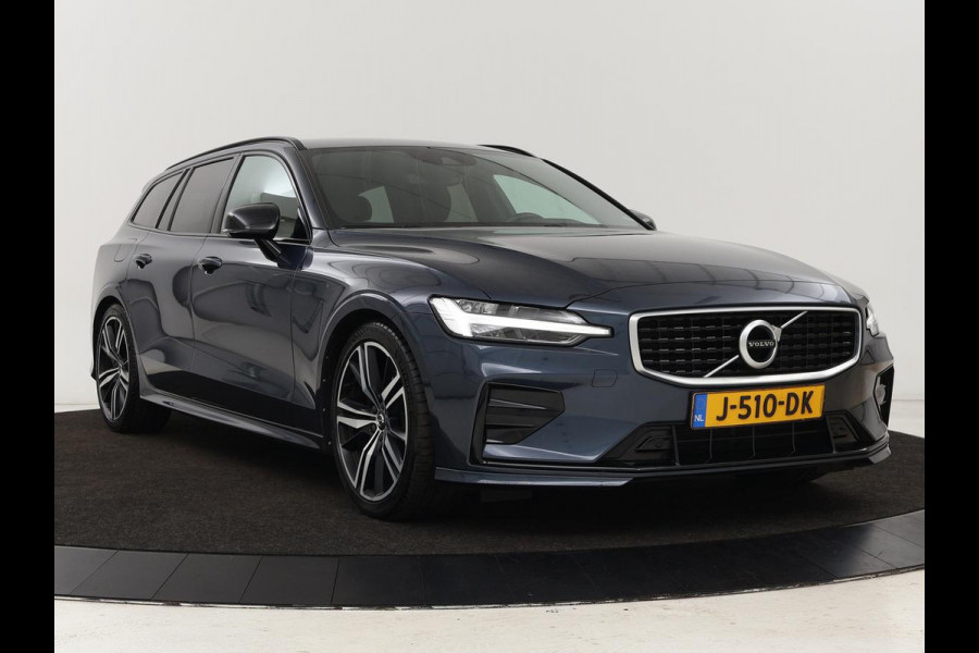 Volvo V60 2.0 T4 R Design | Stoelverwarming | Trekhaak | Carplay | Camera | Adaptive cruise | Navigatie | Full LED | 19'' lichtmetalen velgen | Memory