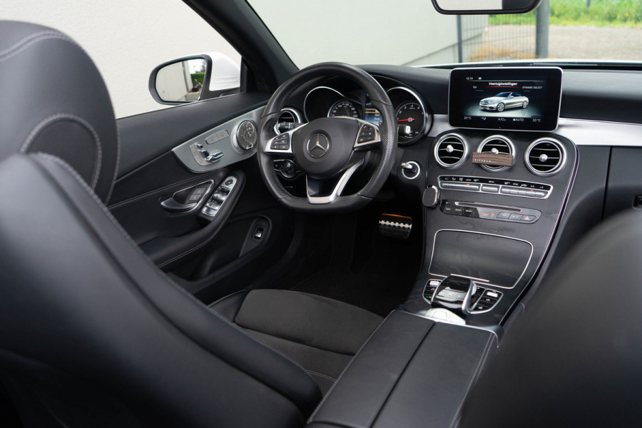 Mercedes-Benz C-Klasse Cabrio 200 Edition 1 / AMG/ Nekverwarming/ Adaptive Cruise Control/ 135kW (184PK)