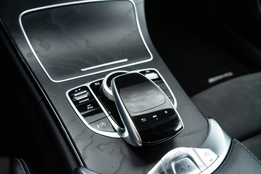Mercedes-Benz C-Klasse Cabrio 200 Edition 1 / AMG/ Nekverwarming/ Adaptive Cruise Control/ 135kW (184PK)