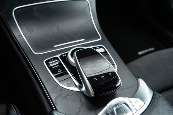 Mercedes-Benz C-Klasse Cabrio 200 Edition 1 / AMG/ Nekverwarming/ Adaptive Cruise Control/ 135kW (184PK)