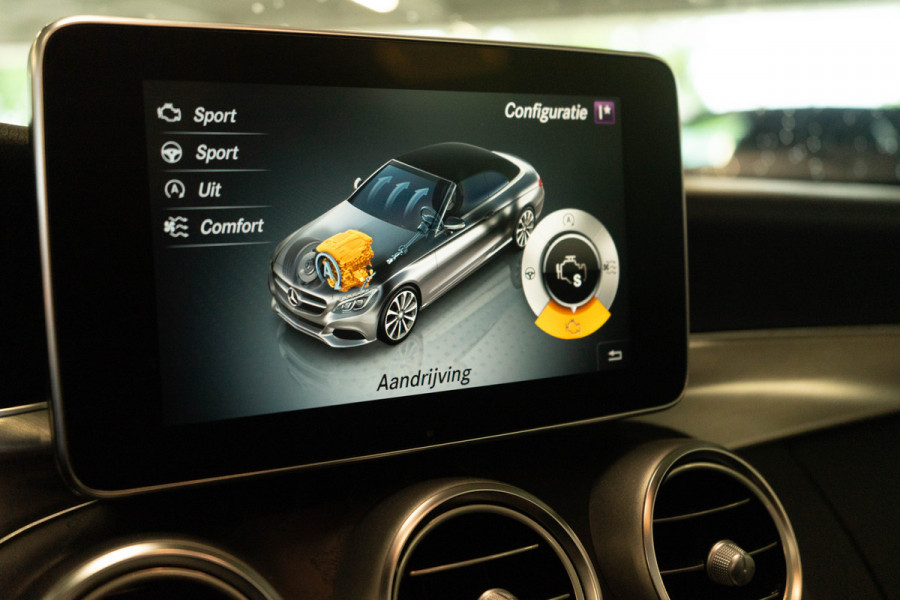Mercedes-Benz C-Klasse Cabrio 200 Edition 1 / AMG/ Nekverwarming/ Adaptive Cruise Control/ 135kW (184PK)
