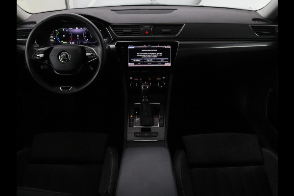 Škoda Superb 1.4 TSI iV Business Edition Plus | Panoramadak | Stoelverwarming | Leder/Alcantara | Adaptive cruise | 360 camera | Massage | Memory | Navigatie | Carplay | Achterbankverwarming | Canton | PHEV