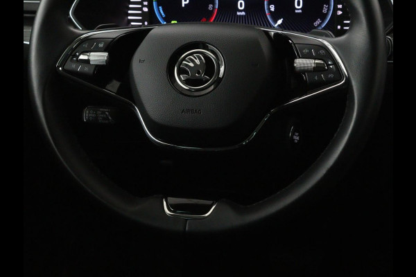 Škoda Superb 1.4 TSI iV Business Edition Plus | Panoramadak | Stoelverwarming | Leder/Alcantara | Adaptive cruise | 360 camera | Massage | Memory | Navigatie | Carplay | Achterbankverwarming | Canton | PHEV