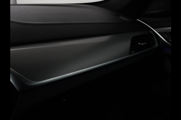BMW 5 Serie 540d xDrive M Sport | Panoramadak | Head-Up | Adaptive cruise | Carplay | Alcantara | Harman/Kardon | Stoelverwarming | Trekhaak | Sfeerverlichting