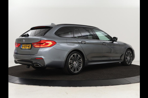 BMW 5 Serie 540d xDrive M Sport | Panoramadak | Head-Up | Adaptive cruise | Carplay | Alcantara | Harman/Kardon | Stoelverwarming | Trekhaak | Sfeerverlichting