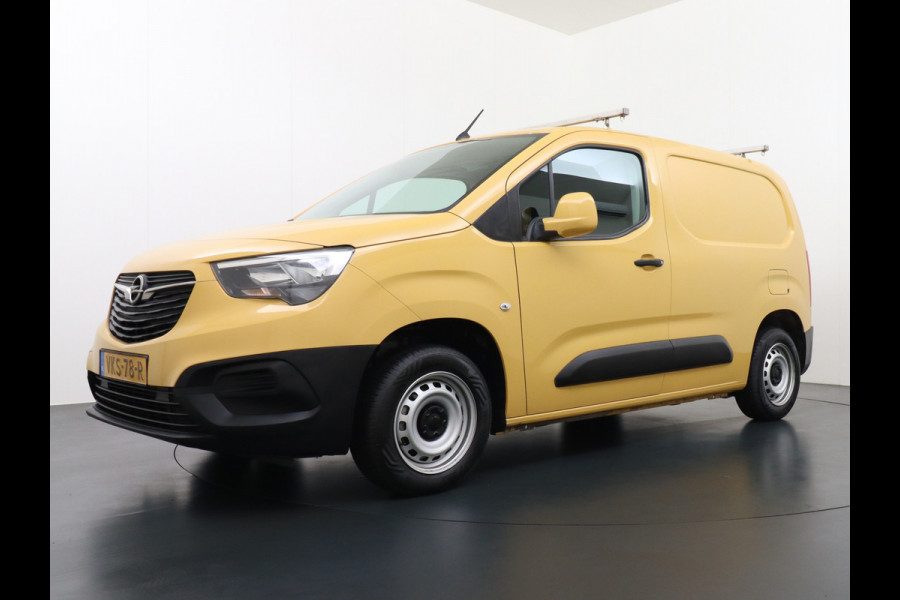Opel Combo 1.5CDTI EURO6 9x Op voorraad! 3-Persoons Airco Cruise Control Bluetooth Elektr.ramen Elektr.spiegels+Verwarmd Centr.Vergr+ab. L1 Schuifdeur Betonplex vloer Lat om Lat betimmering