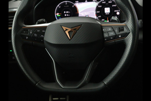 Seat Leon 1.4 e-Hybrid Limited | Panoramadak | Camera | Adaptive cruise | Carplay | Memory | Stoel & Stuurverwarming