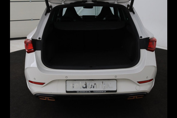 Seat Leon 1.4 e-Hybrid Limited | Panoramadak | Camera | Adaptive cruise | Carplay | Memory | Stoel & Stuurverwarming