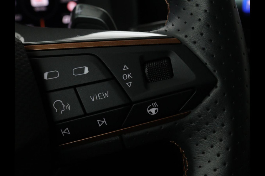 Seat Leon 1.4 e-Hybrid Limited | Panoramadak | Camera | Adaptive cruise | Carplay | Memory | Stoel & Stuurverwarming
