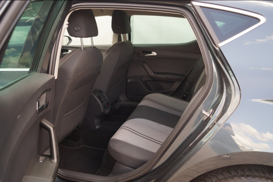 Seat Leon 1.0 TSI 110pk Style -NAVI-ECC-LED-PDC-
