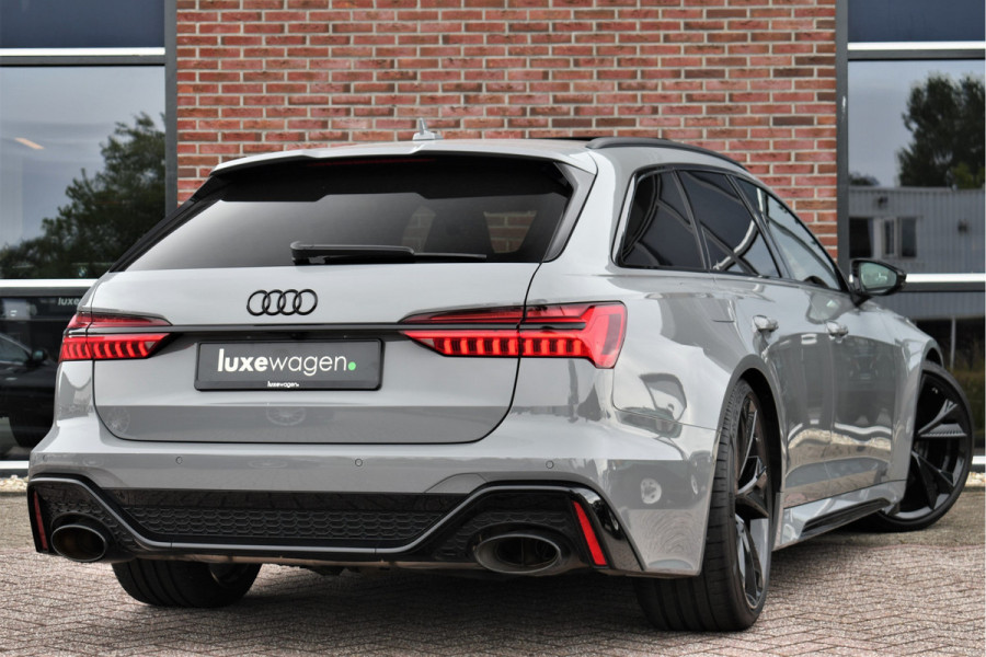 Audi RS6 Avant 4.0 TFSI quattro Nardo DynPlus Pano Sportuitl 4WS HUD ACC 22" Design-pack