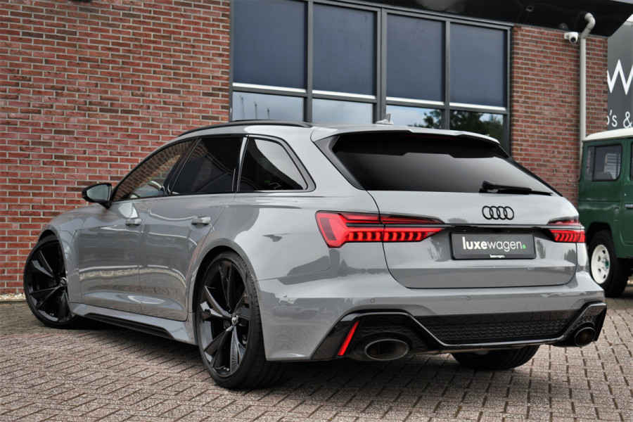 Audi RS6 Avant 4.0 TFSI quattro Nardo DynPlus Pano Sportuitl 4WS HUD ACC 22" Design-pack