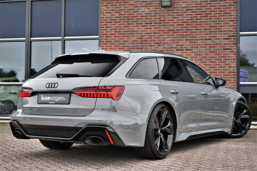 Audi RS6 Avant 4.0 TFSI quattro Nardo DynPlus Pano Sportuitl 4WS HUD ACC 22" Design-pack